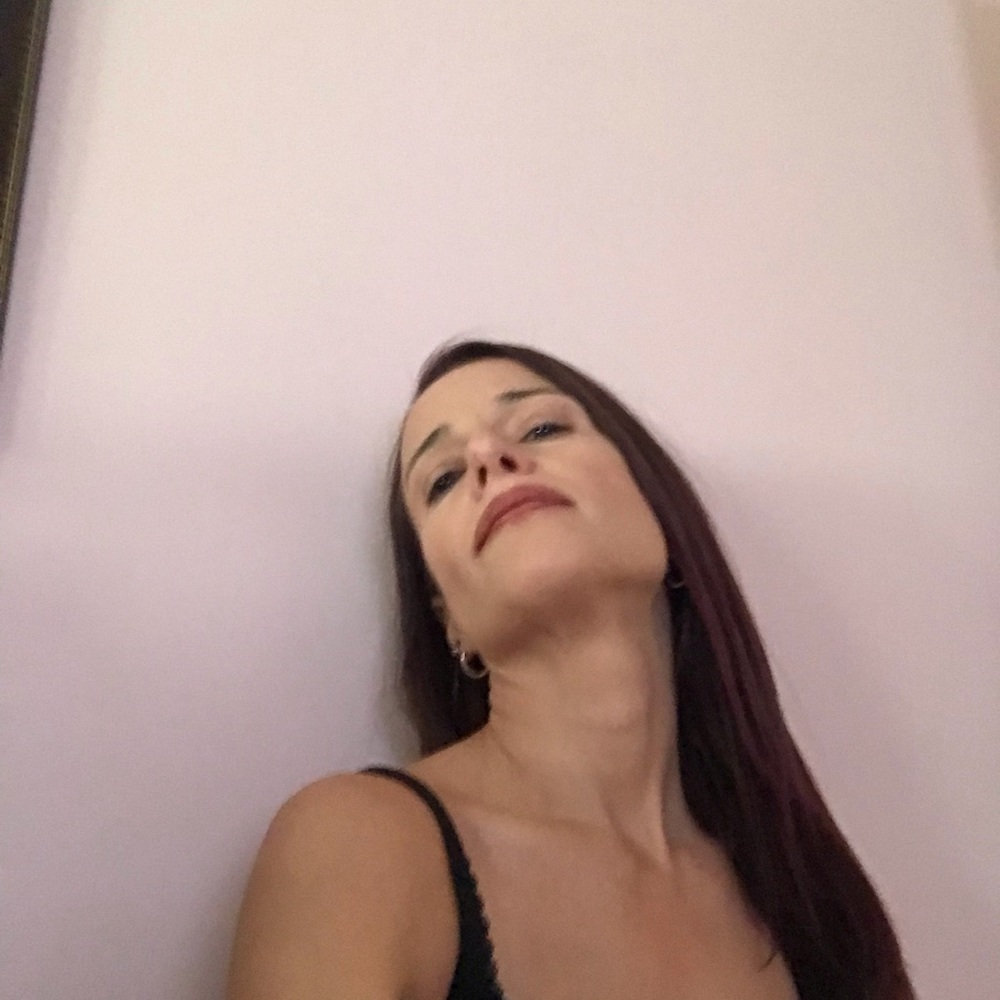 Meet your Posher, Cynthia